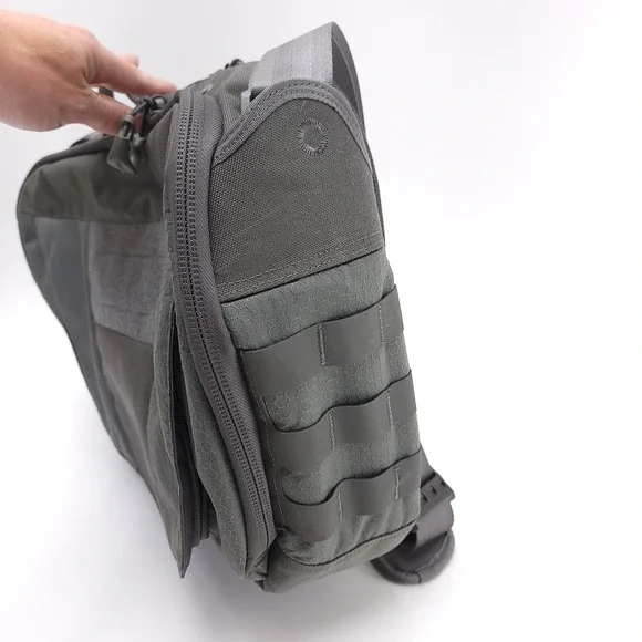 Maxpedition AGR Tactical Skyvale EDC Messenger Ripstop Military Laptop Bag Gray Duffel Bags